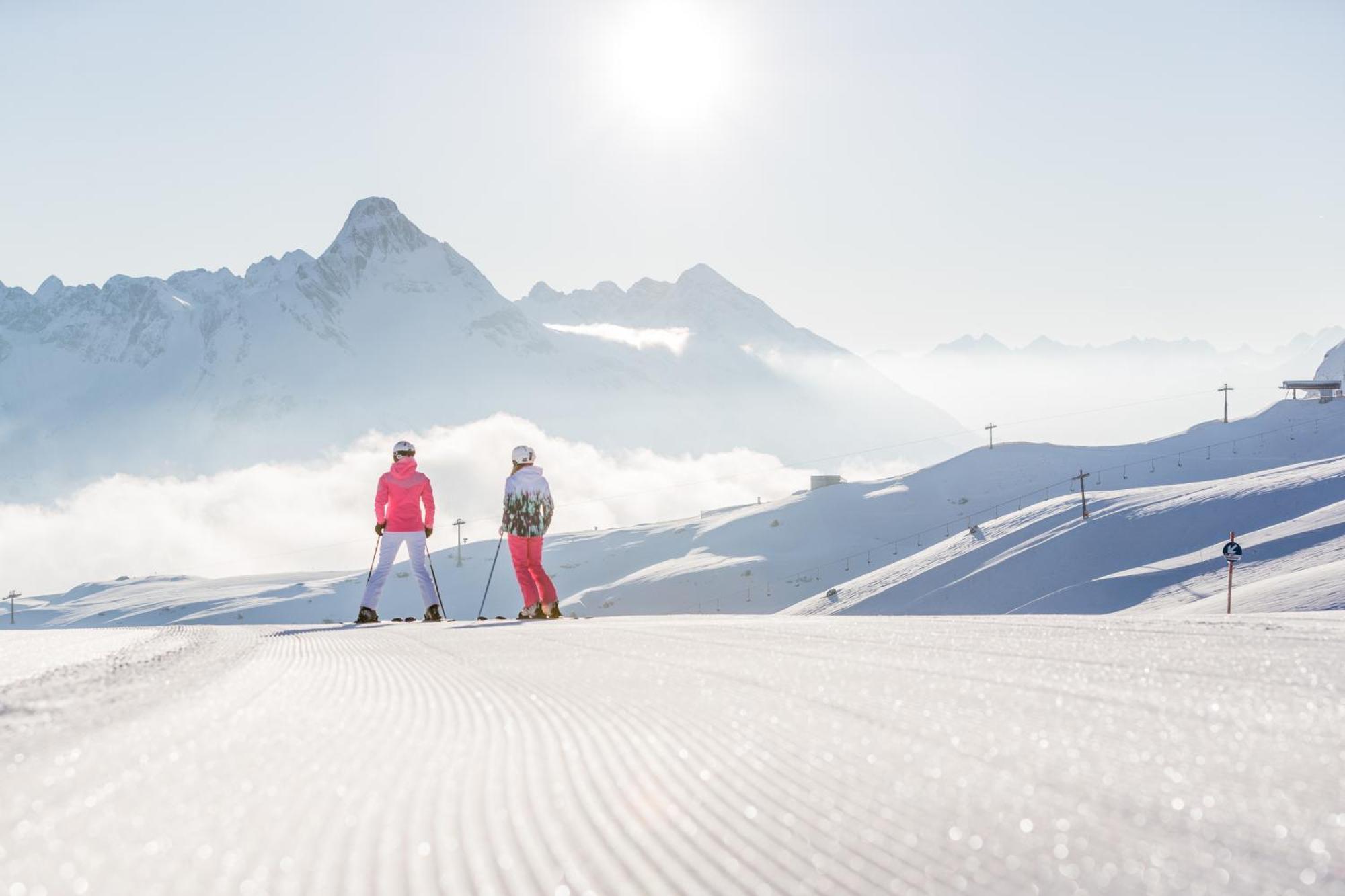 Berghaus Schroecken - Hotel Apartments Spa エクステリア 写真