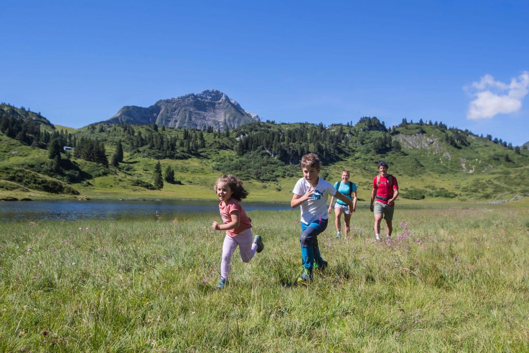 Berghaus Schroecken - Hotel Apartments Spa エクステリア 写真