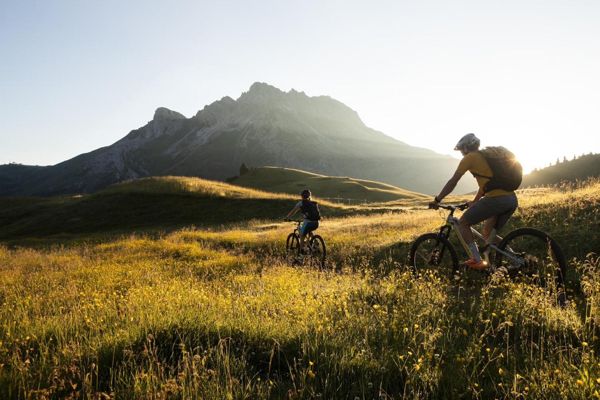 Berghaus Schroecken - Hotel Apartments Spa エクステリア 写真